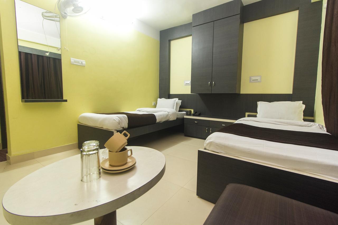 Hotel Jagat Siliguri Exteriör bild