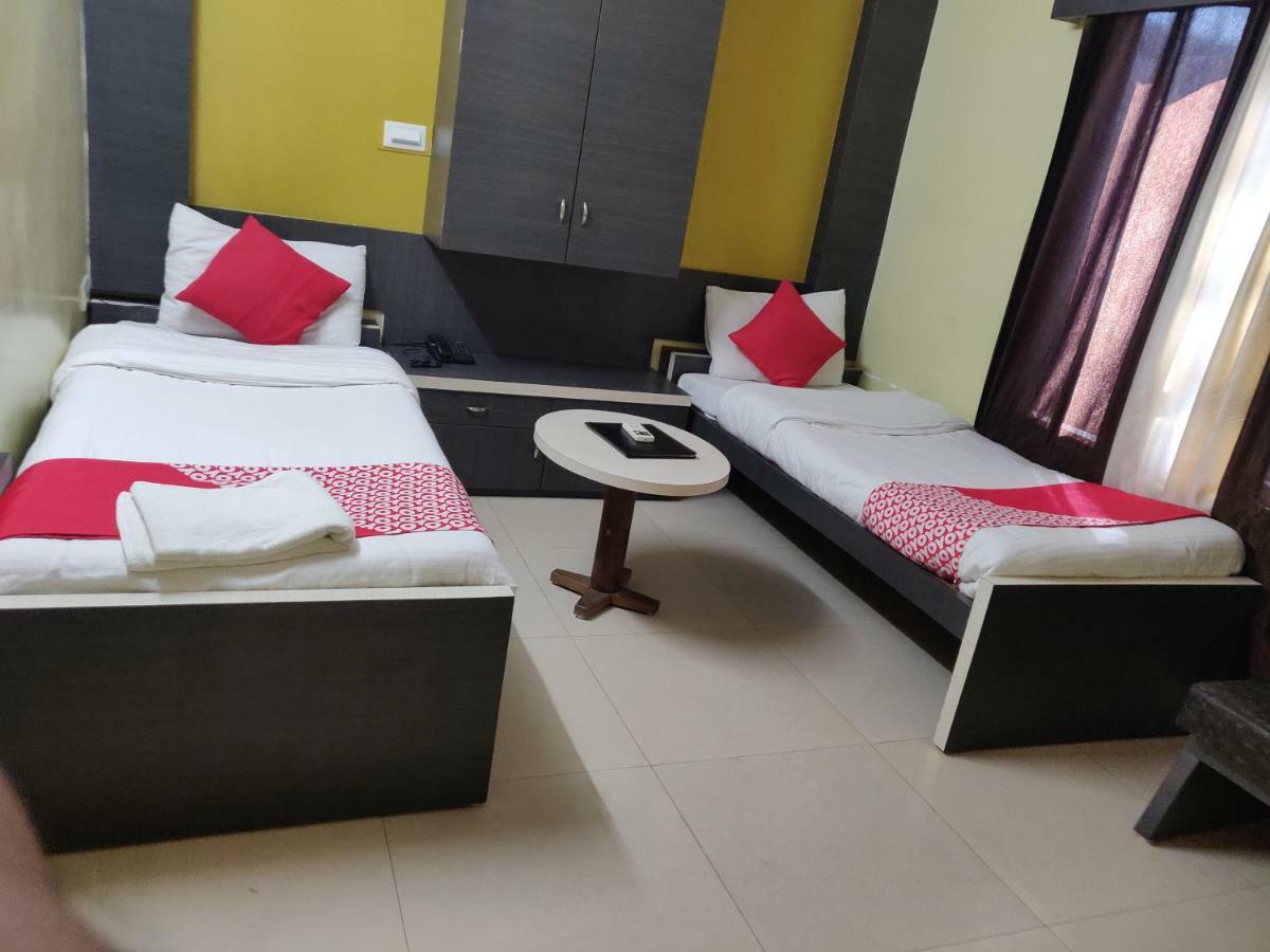 Hotel Jagat Siliguri Exteriör bild